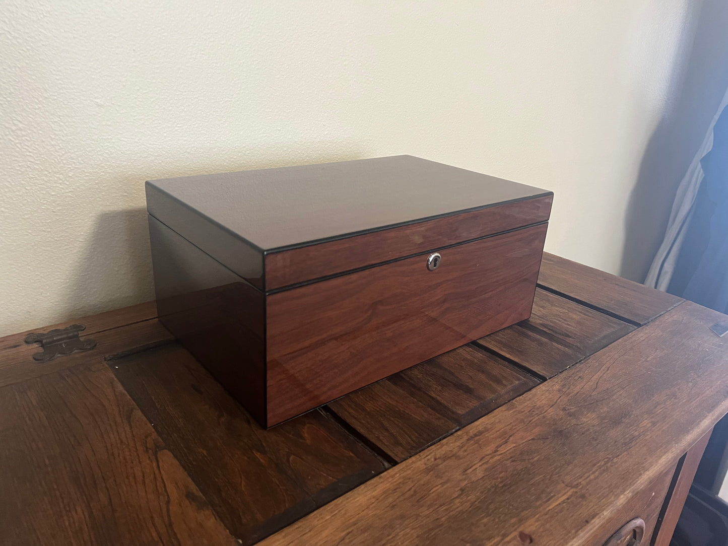 Brigham Parhelion Desktop Humidor (125 Ct.)