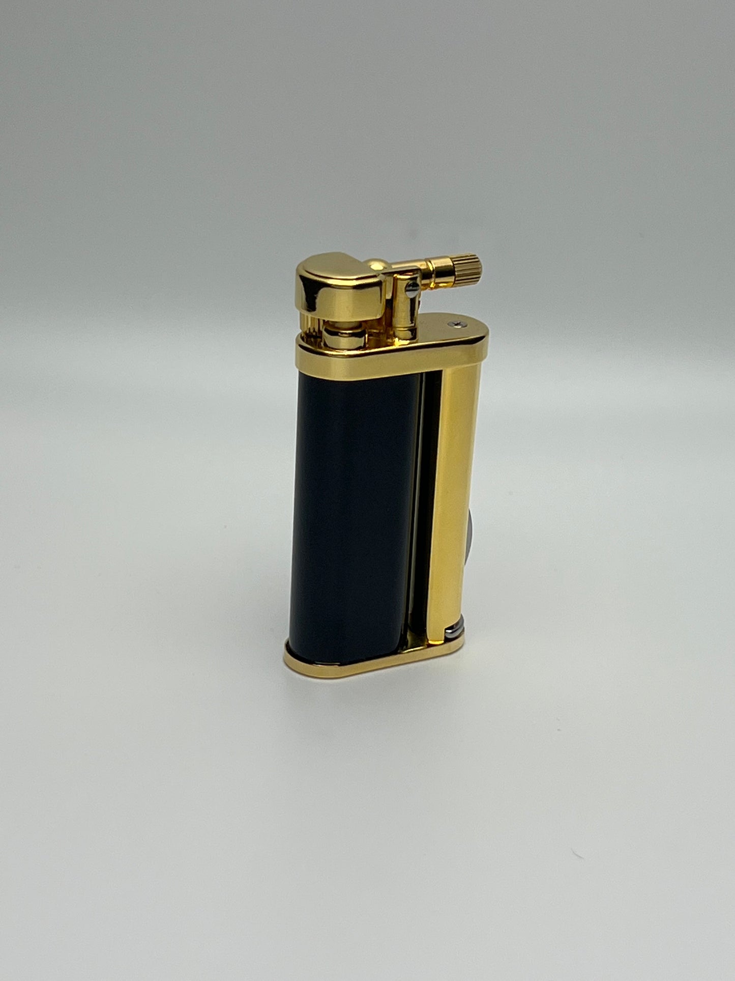 Kiribi Tomo Lighter