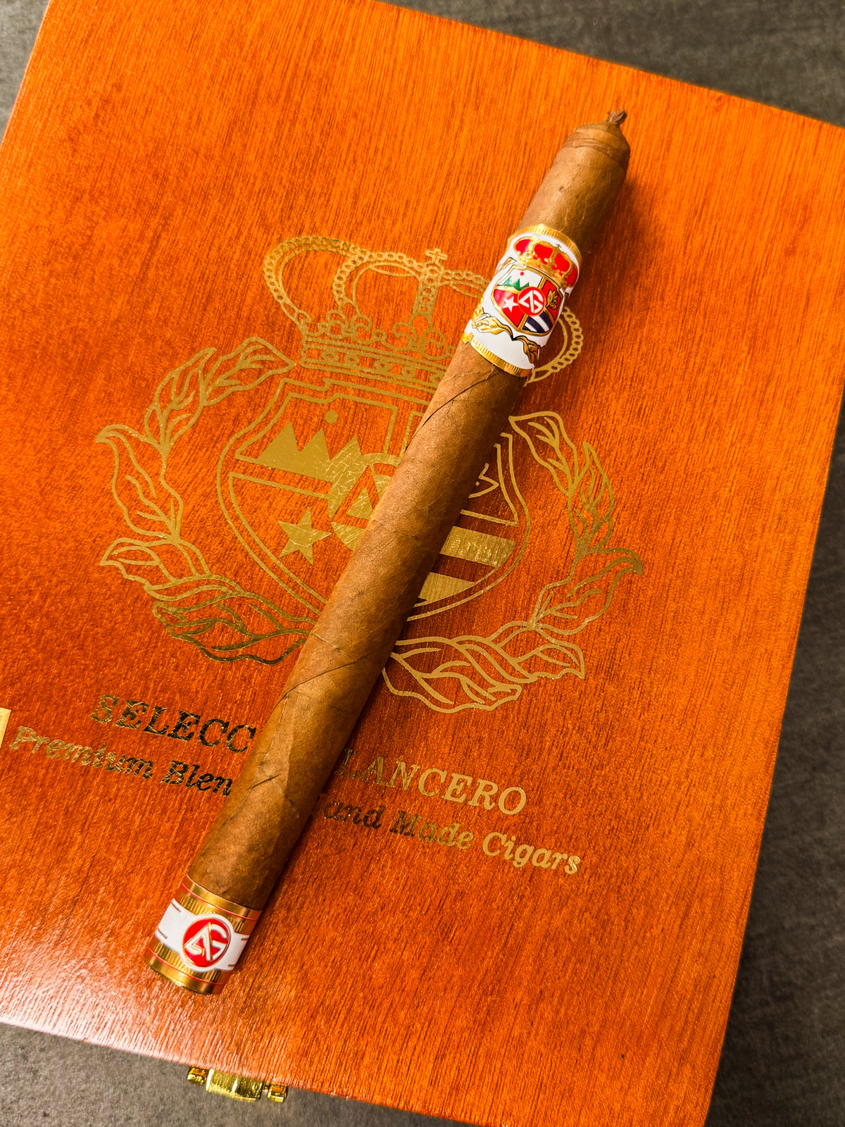 AG Cigars Un Nuevo Reino Lancero