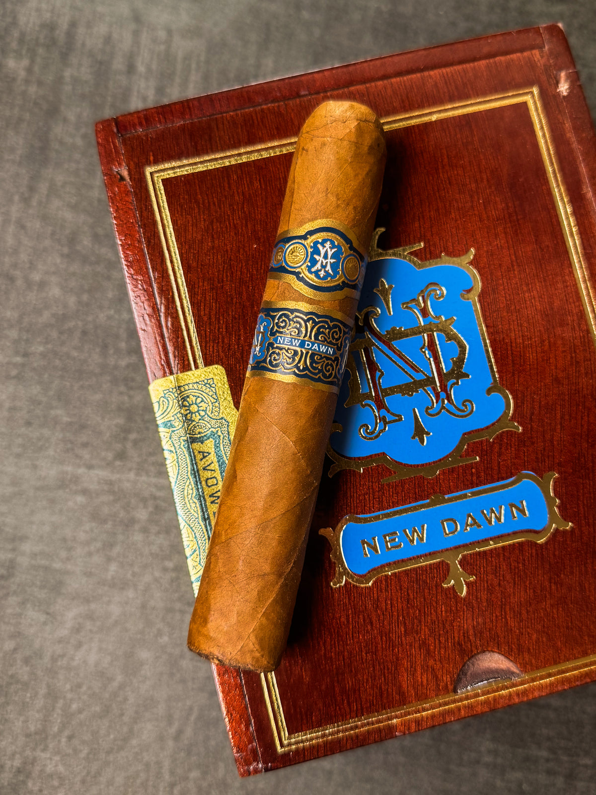 Avowed Cigars New Dawn Robusto Grande