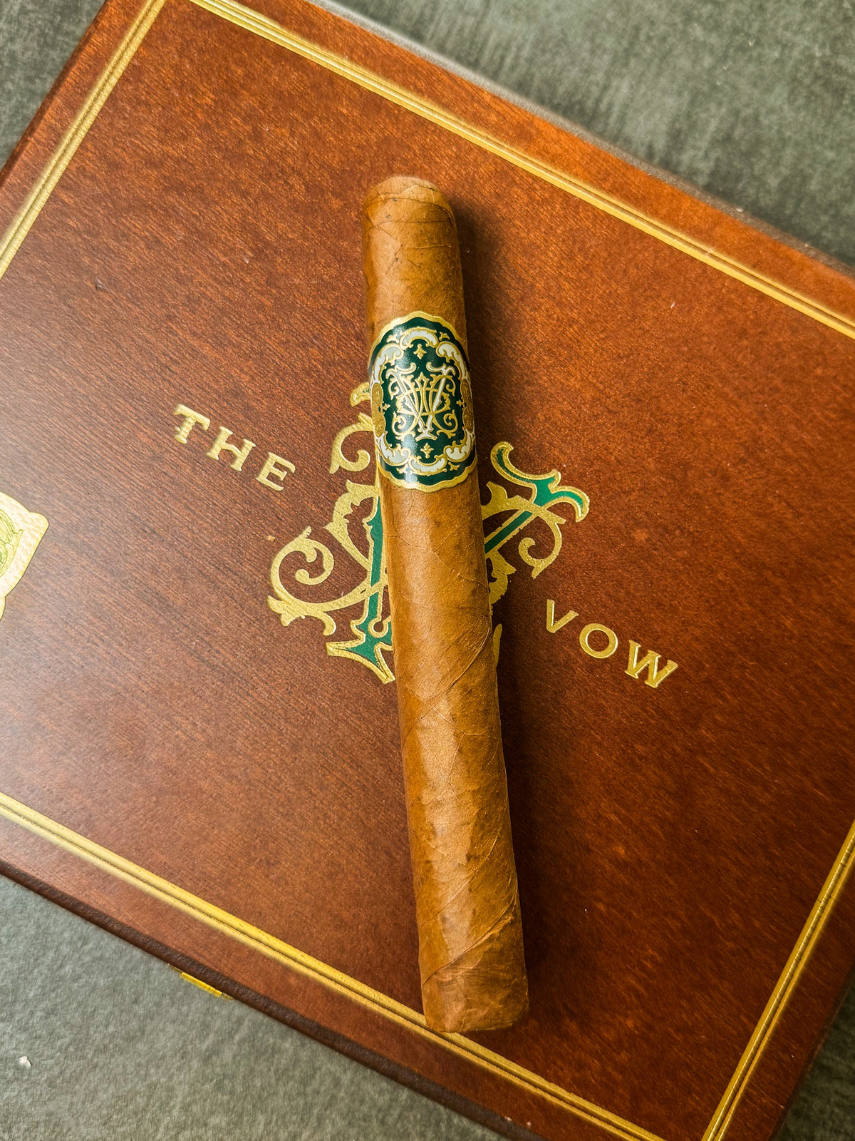 Avowed Cigars The Vow 7.05 Corona Gorda