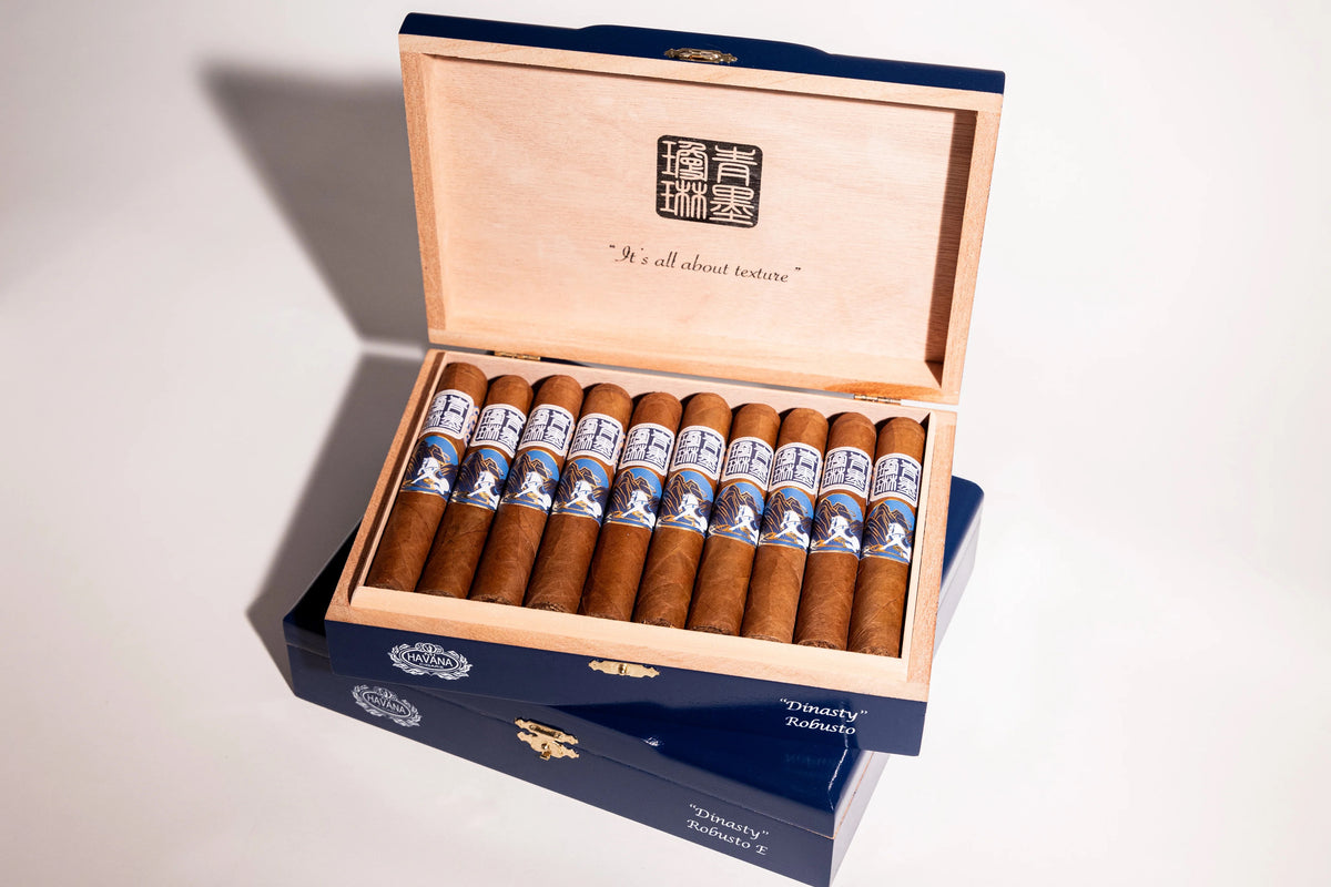 ChiMolly Cigars Dynasty Box
