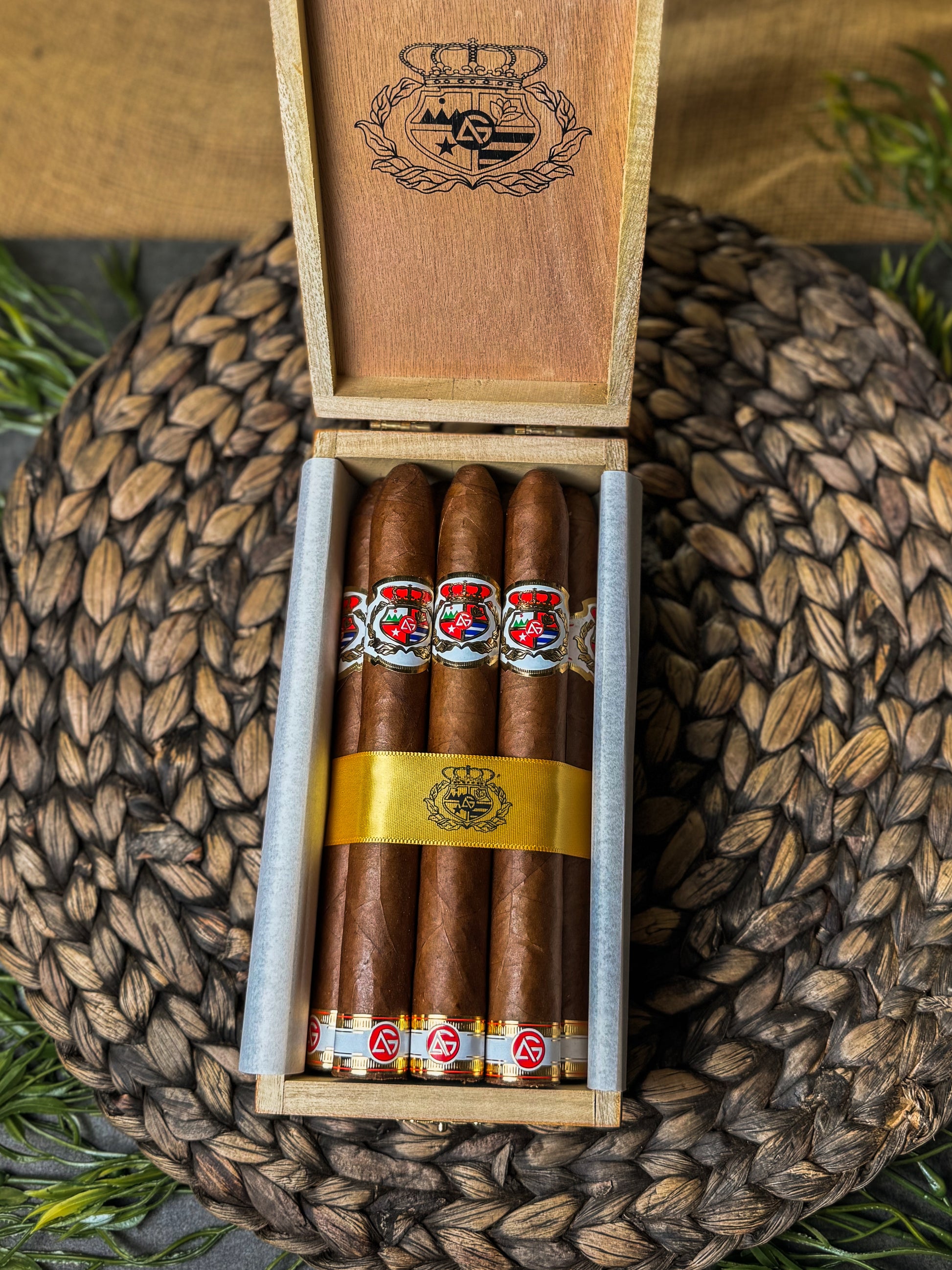 tobacco menthol Premier Menthol 8oz Arango Cigar Co