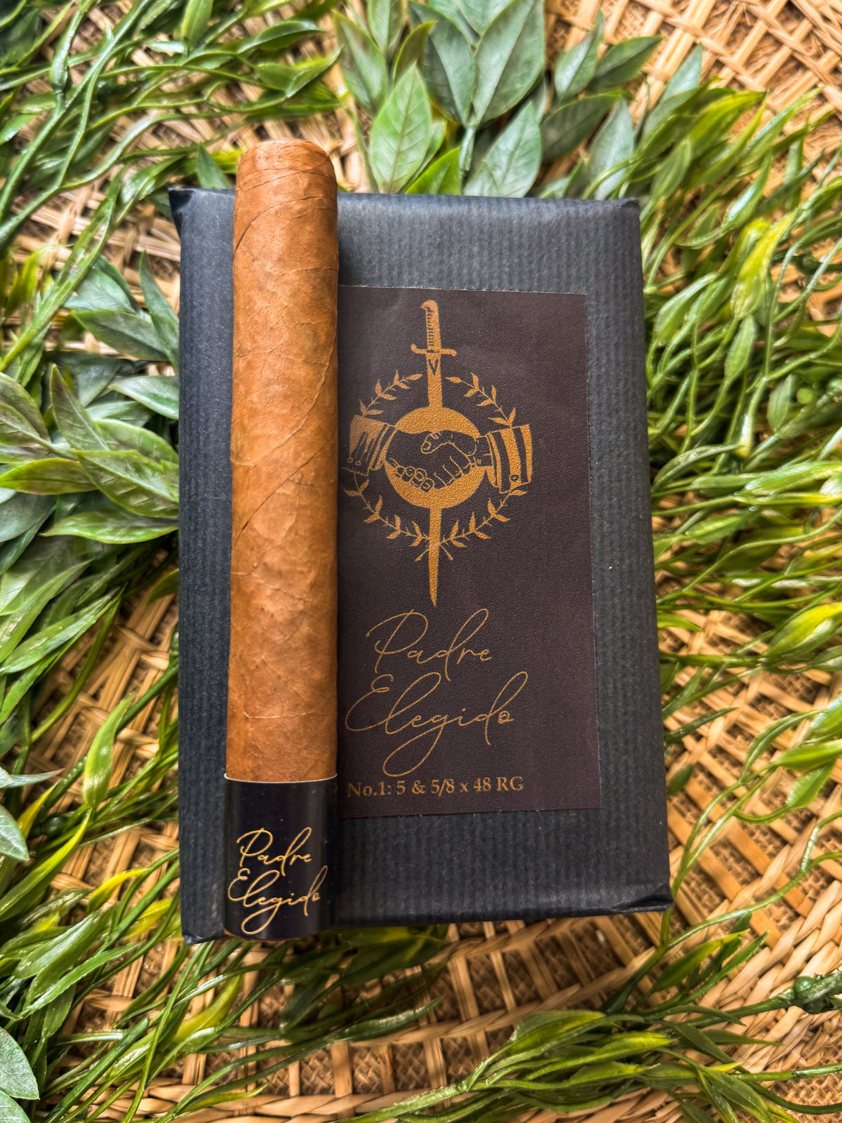 LA Cigar Collective Padre Elegido No 1 Bundle