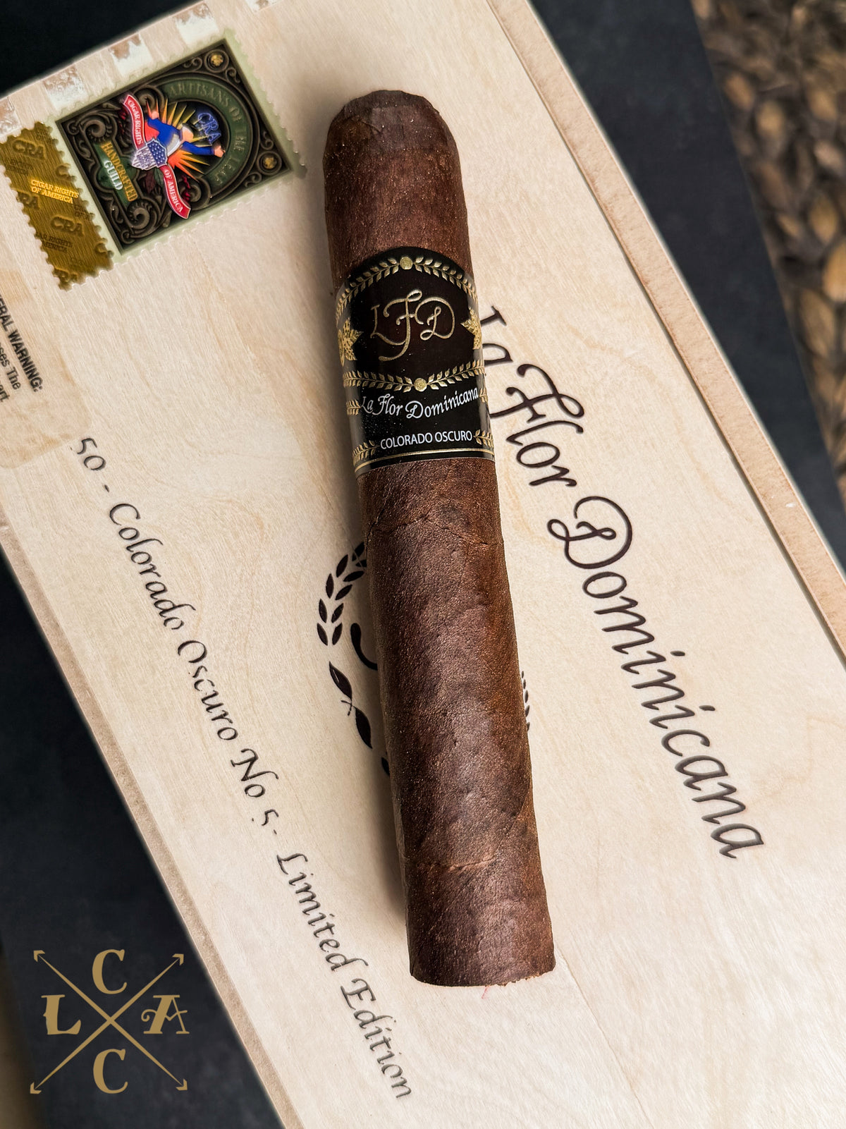 La Flor Dominicana Colorado Oscuro