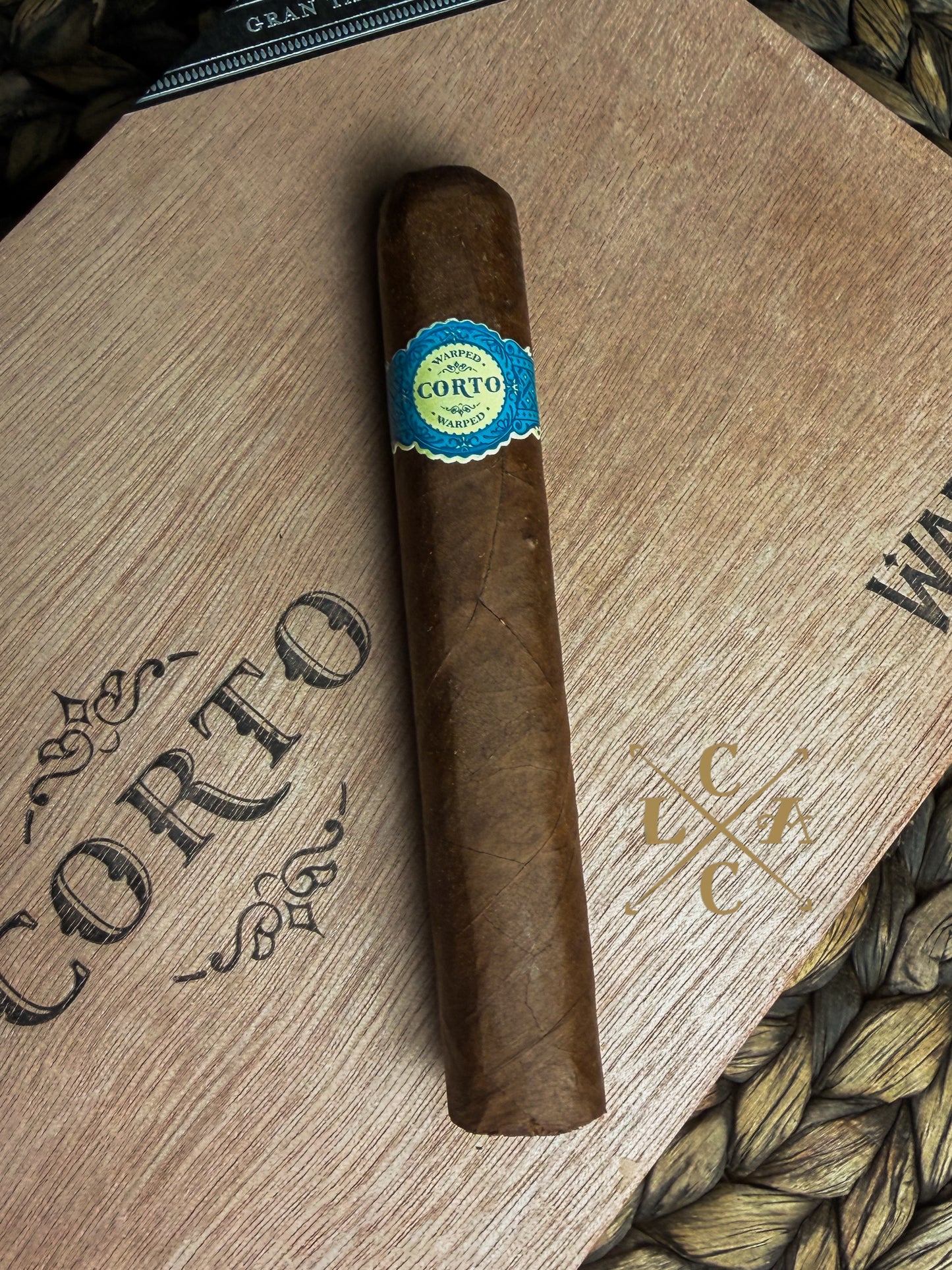 Warped Cigars Corto X52